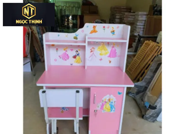 BÀN HỌC ĐƠN GIẢN TIỆN LỢI CHO BÉ